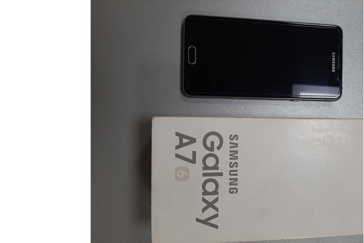 Samsung A7
