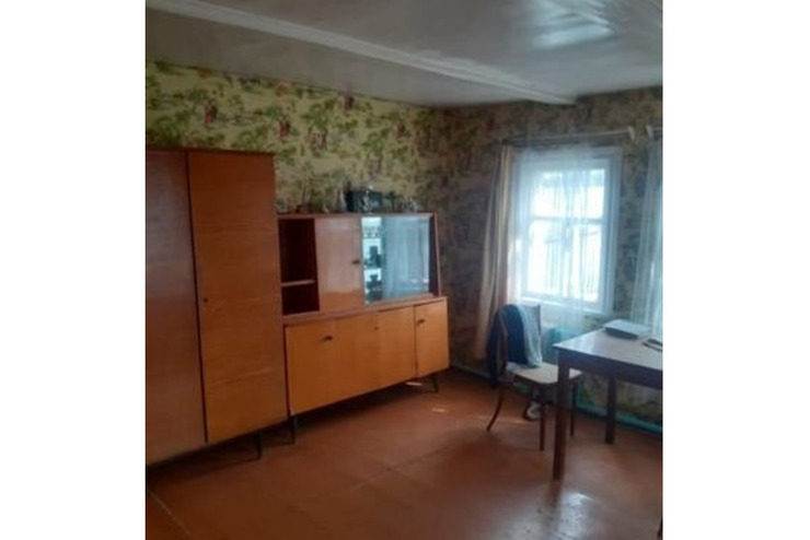 Дом 30 м? на участке 8 сот.